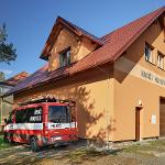 Klubovna v hasičské zbrojnici – místo k setkávání spolku v místní části Hukovice