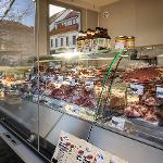 Zpracování masa ve Velkostatku Tetín