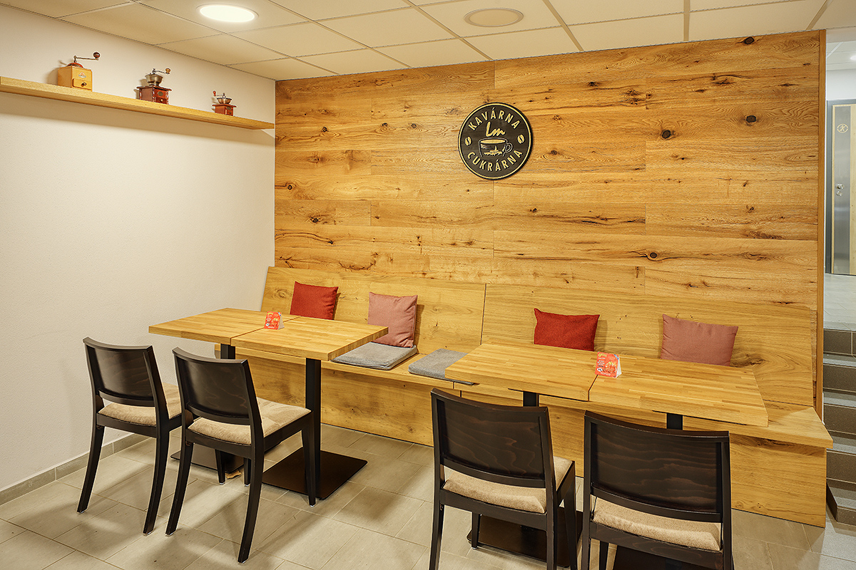 Cukrárna a kavárna Sokolovna Nepomuk s výrobnou a zázemím