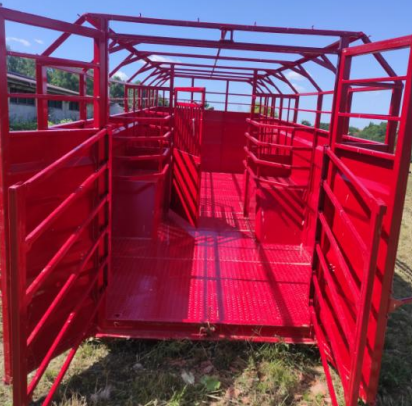 Přepravník dobytka - Farma Ostrov s.r.o.